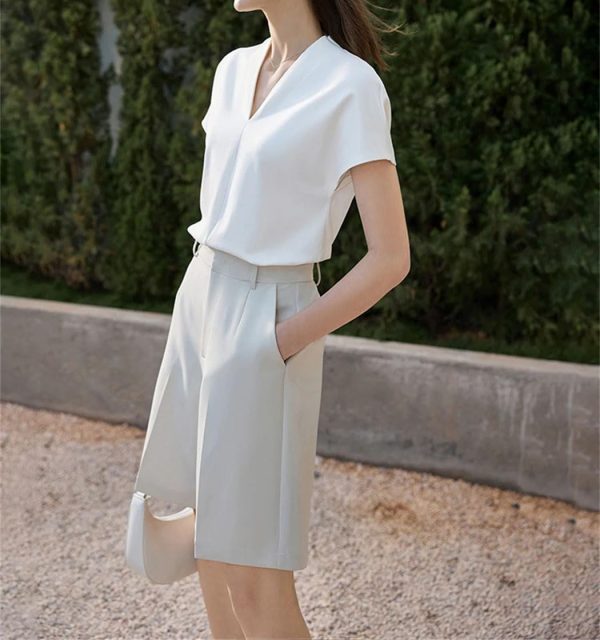 Women's Casual V-Neck Short Sleeve T-Shirt Summer Solid Classic Style Tops Office Lady Work Shirt