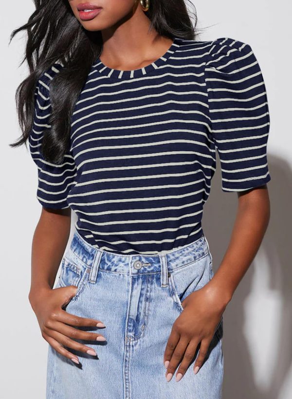 Women's Casual Short Puff Sleeve Crew Neck Striped T Shirts Summer Tops
